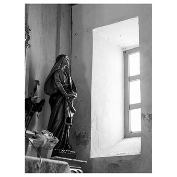 Legendarte - Cuadro Lienzo, Impresión Digital - Miradas Sagradas Desde La Ventana - Decoración Pared Cm. 60x80