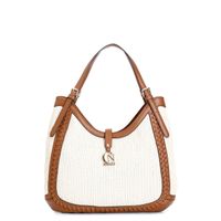 bolso bandolera de rafia con ribete en contraste y charm de metal natural