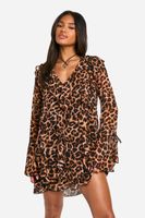 vestido recto con volante y estampado de leopardo brown