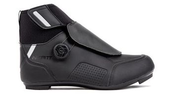 Par de zapatillas de carretera neatt asphalte winter negras