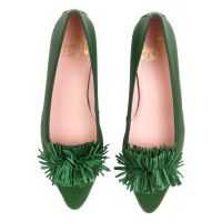slipper punta piel lisa y flecos ante color verde - modelo bombay