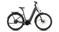 bicicleta electrica hibrida cube kathmandu comfort pro 800 easy entry con cambio enviolo trekking belt  800 wh  700 mm  color gris claro 2026