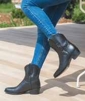 2684 j lini club black