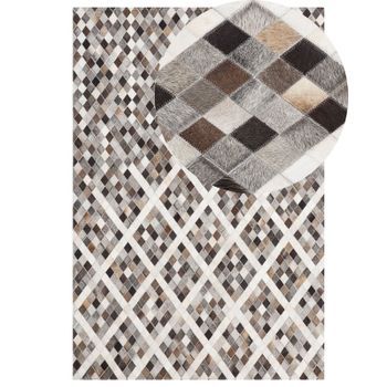Alfombra Marrón Beige 140 X 200 Cm Piel De Vacuno Estampado Geométrico Akdere