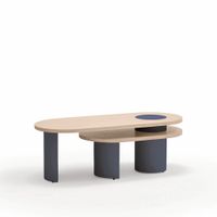 mesa de centro natural claro y patas azul oscuro