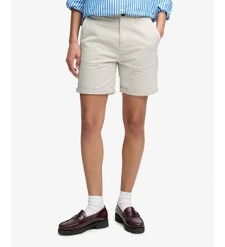 Superdry para mujer. W7110520A Pantalón corto Chino beige (XS), Casual, Algodón