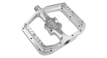 Par de pedales burgtec penthouse  flat mk5 edicion b rage   plata rodio   argent