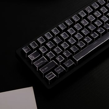 Teclas negras cómicas PBT Cherry Profile 151 teclas Sub de tinte de cinco lados para teclados mecánicos diseño ISO 7U barra espacial HI75