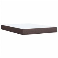 cama con colchon hecha de tela de color marron oscuro