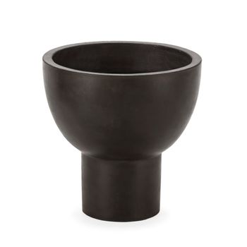 Macetero 40x40x40 cemento ennegrecido