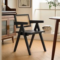 silla escandinava en madera y ratan negro