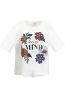 camiseta con inscripcion peace of mind white