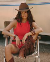sombrero cowboy de ante sintetico con hebilla brown