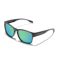 gafas de sol hawkers core raw - polarized black emerald