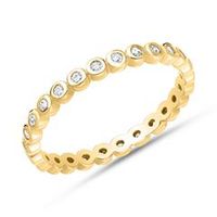 anillo de plata brillante chapado en oro con circonitas