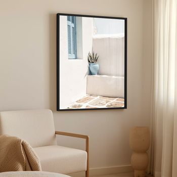 Cuadro ventana azul, marco negro, 50x70 cm