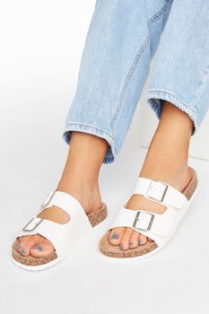 Sandalias Blancas Destalonadas En Ancho Especial