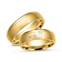 alianzas 8 quilates oro amarillo 3 diamantes