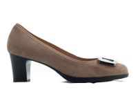 zapato de salon en ante topo con adorno