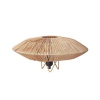 lampara de mesa con base de hierro y pantalla de paja estilo boho natural mentiri