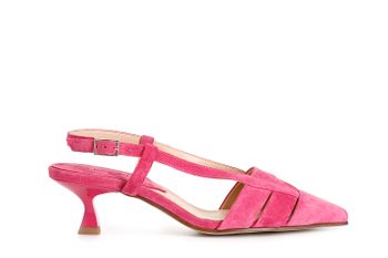 zapato de salón con dos bandas de piel de ante y tira en la parte trasera hot pink