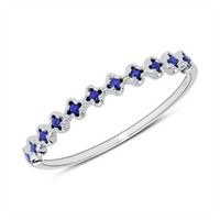 14 quilates anillo de oro blanco con zafiros