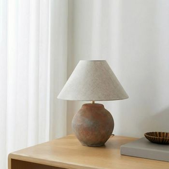 Lámpara de mesa de cerámica marrón