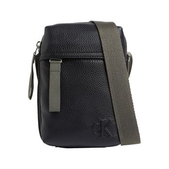 Calvin Klein Riñonera tipo cargo Negra LV04G3080G-UB1