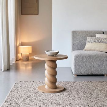 Mesa auxiliar de madera de mindi color crema