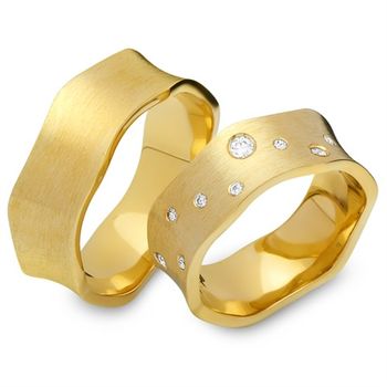 Alianzas oro amarillo 18 quilates 9 diamantes