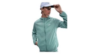 Chaqueta cortavientos nike trail azul mujer