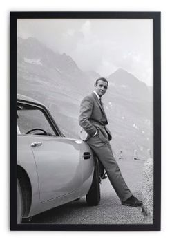 Cuadro con marco negro 40x30 sean connery