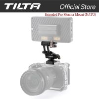 soporte para monitor profesional extendido tilta nato ta-emm-nato-b con accesorios de fotografia en riel nato