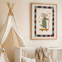 cuadro ratoncito marco premium chapado en roble 30x40 cm