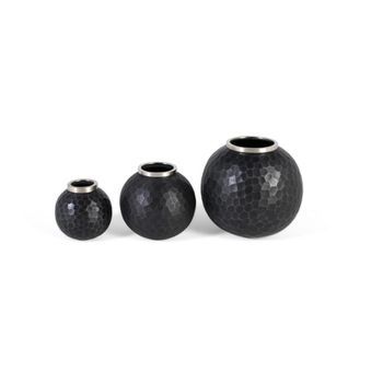 Set De Tres Jarrones Fabricados En Metal Gris Oscuro