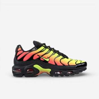 Nike Zapatillas Air Max Plus Black Volt Solar Red (Women's) para hombre