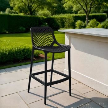 Taburete para exterior con resplado en plástico negro
