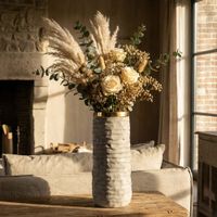 jarron de resina beige con decoracion dorada o 14x315 cm