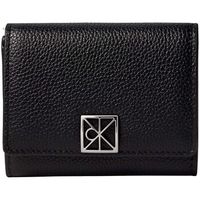 calvin klein jeans cartera emblem hw pebble trifold wzip para mujer