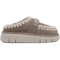 mou zuecos bounce clog metal logo para mujer
