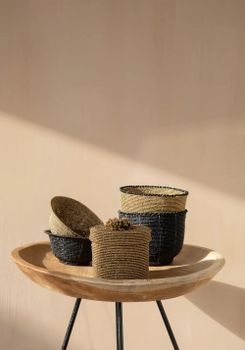 Cesta de cuentas en dorado 13x13x5 cm