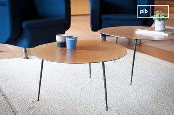Mesa de centro de metal y madera de color marron