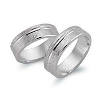 alianzas oro blanco 18 quilates con diamante
