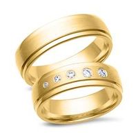 alianzas oro amarillo 18 quilates 5 diamantes