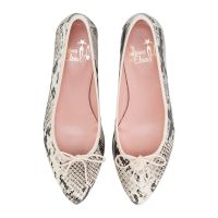 bailarina con tacon medio en piel tipo serpiente tonos beige