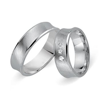Alianzas 8 quilates oro blanco 3 diamantes