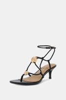 sandalias aysee con detalle metalico