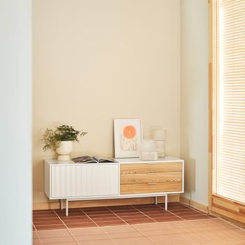 Mueble de tv 1 puerta 3 cajones blanco y roble