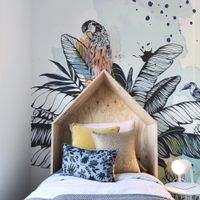 papel pintado panoramico paisaje de jungla y loro azul 375