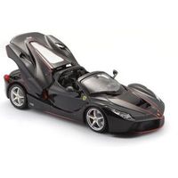 coche burago ferrari en metal negro aperta a escala 124